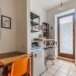 Typical Home-orio3min-private Garden-train Station 6min Διαμέρισμα *