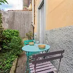 Typical Home-orio3min-private Garden-train Station 6min Διαμέρισμα *