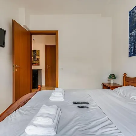 Typical Home-orio3min-private Garden-train Station 6min Daire *